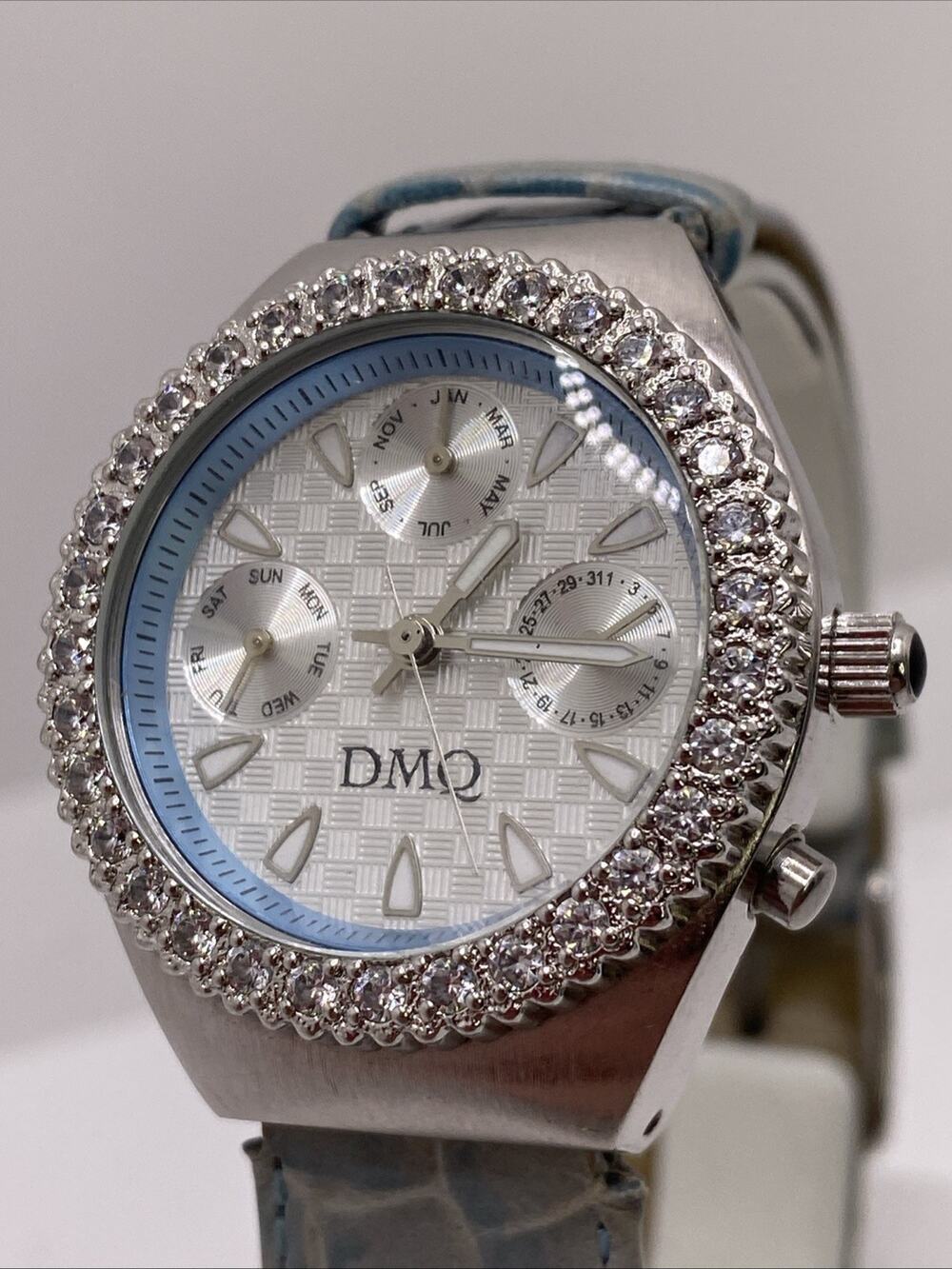 DMQ Diamonique Womens Silver Watch Works New Battery